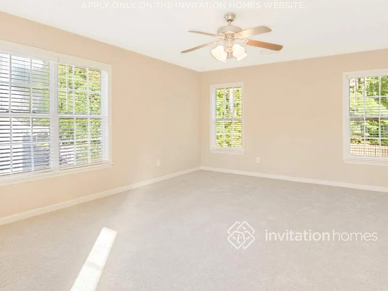 235 Keller Dr — Photo 17