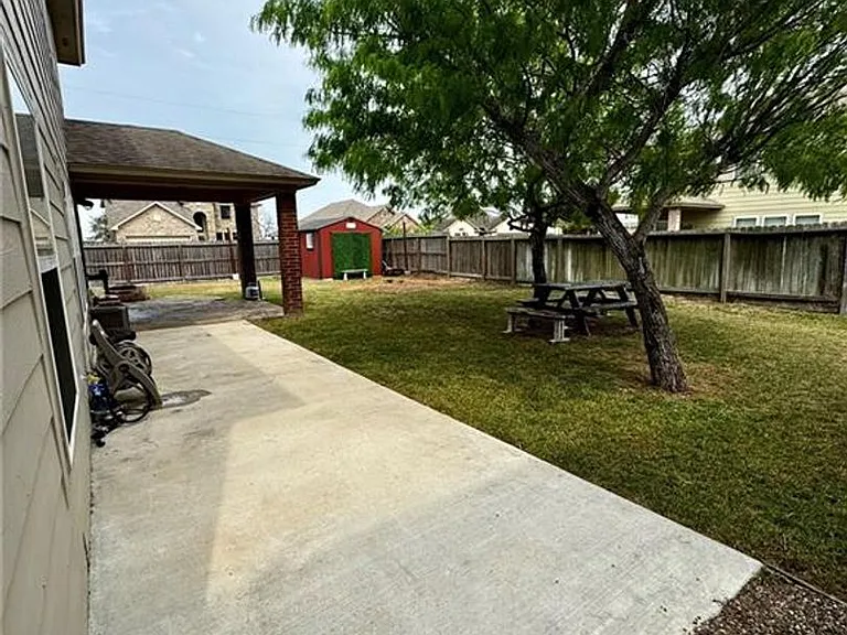 2106 Halcon St — Photo 20