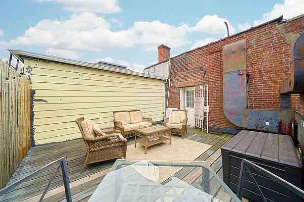 Rented by Living New York | media 18