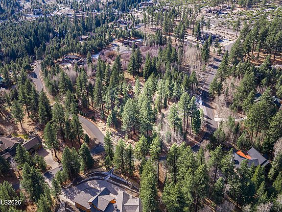 3rd image of 240 Forest Hill Way