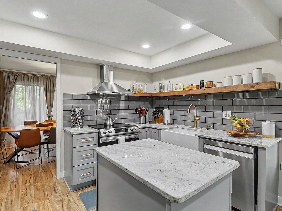 29233 Wellington Ct Apt 61, photo 8
