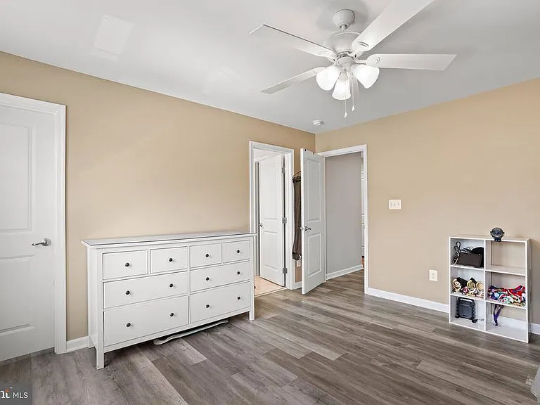 12405 Southington Dr — Photo 42