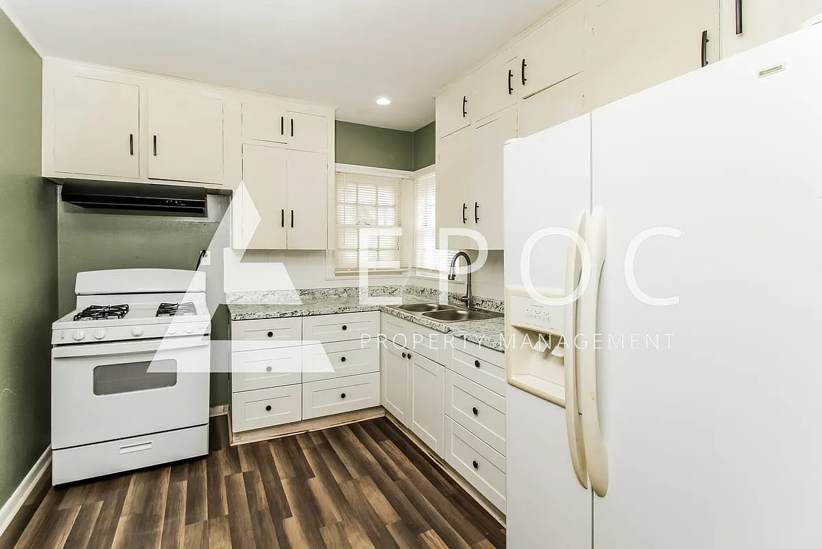 2515 Bridwell St — Photo 3