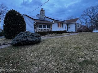 499 W Park Ave, Oakhurst, NJ 07755