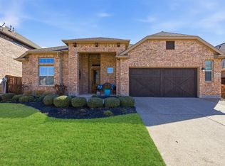 1604 Abercorn Ln, Savannah, TX 76227