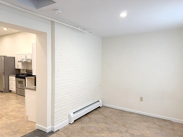 43 Main St #1A — Photo 9