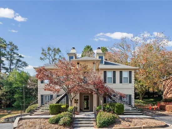 3 Plantation Dr NE #A, Atlanta, GA 30324