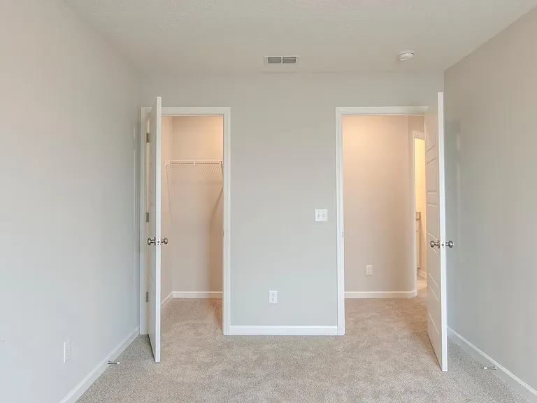 4333 Doral Dr — Photo 24
