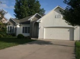 21021 W 224th St, Spring Hill, KS 66083