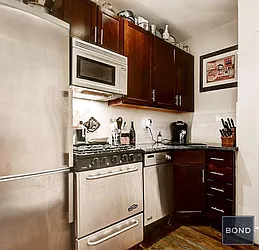 Rented by Bond New York