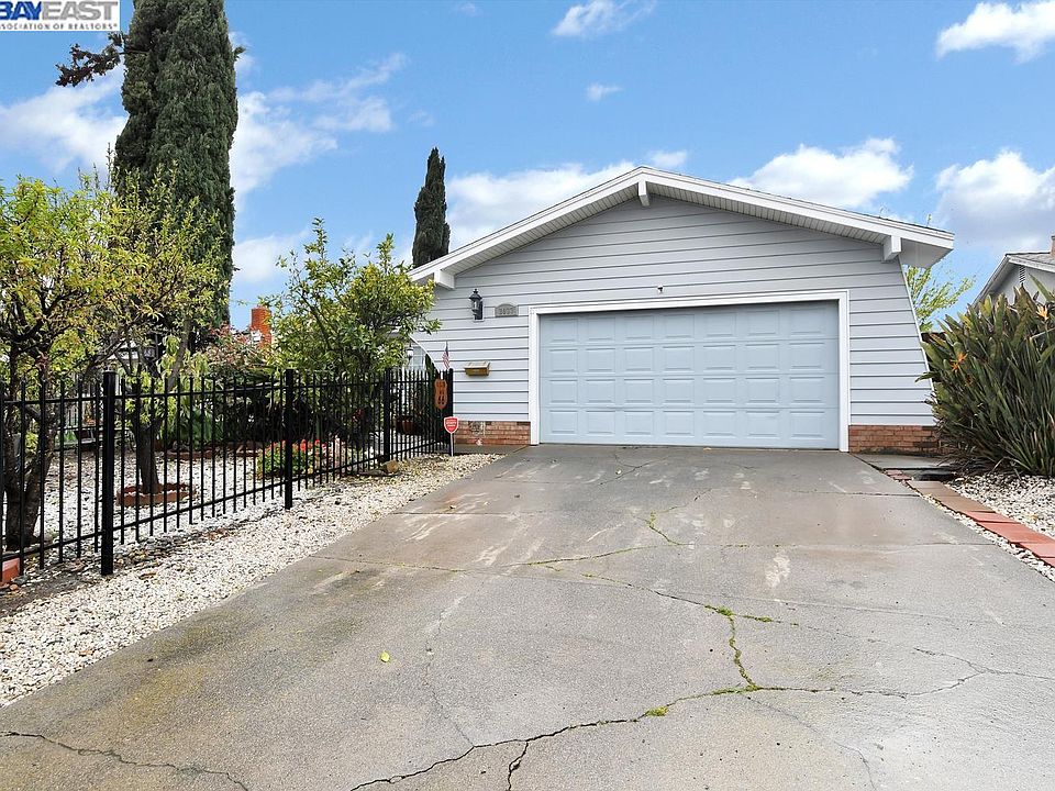 1st image of 2037 Dover Ave