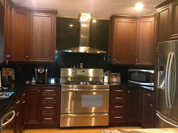 2nd image of 816 Forestwood Dr