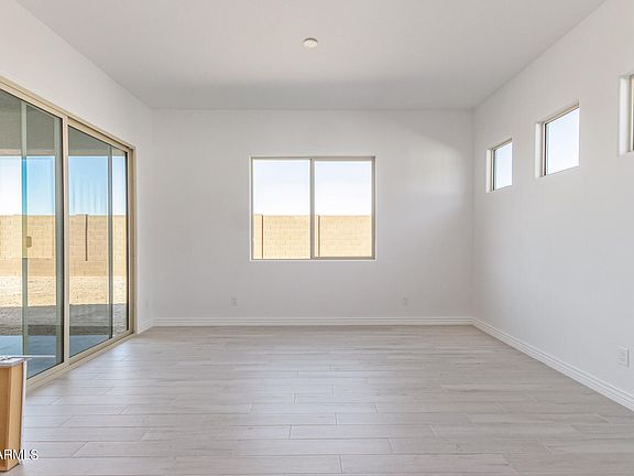 4th image of 14178 W CALLE LEJOS --