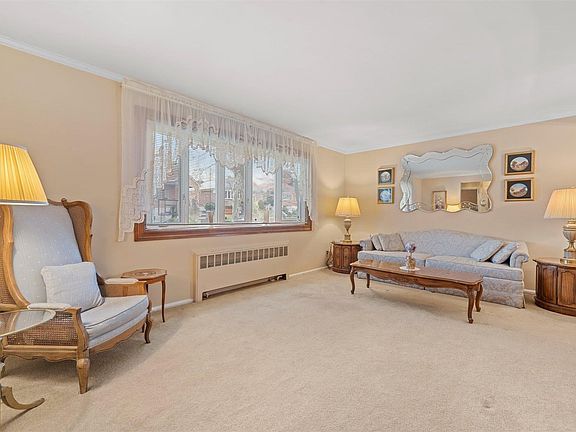 2nd image of 154-43 25th Drive