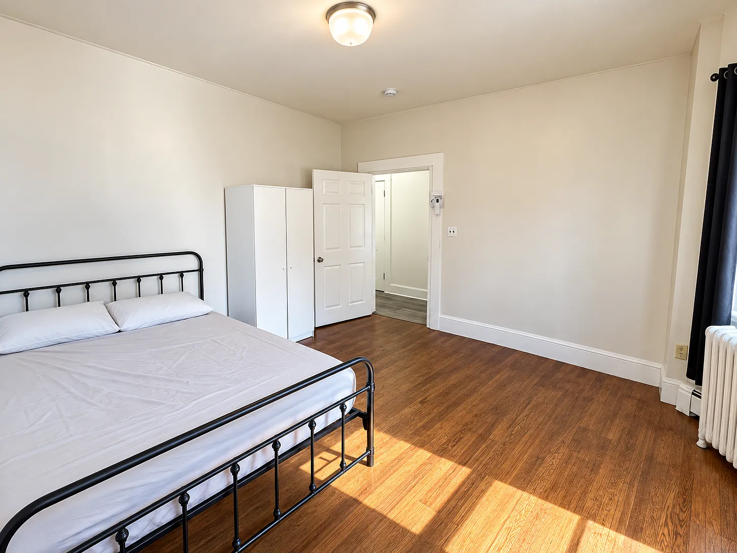 2 bed, 780 sqft, $3,000 — Photo 2