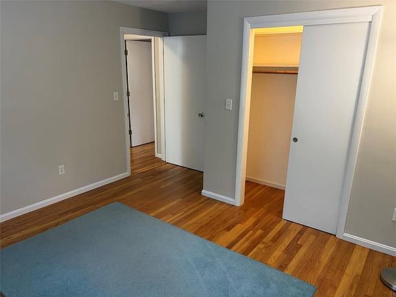 5th image of 81 Lionel Ave APT C
