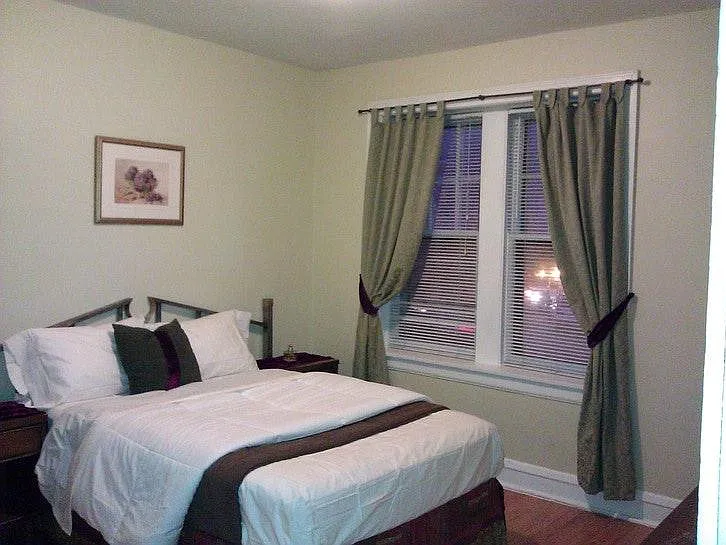 4823 W Montrose Ave #2F — Photo 7