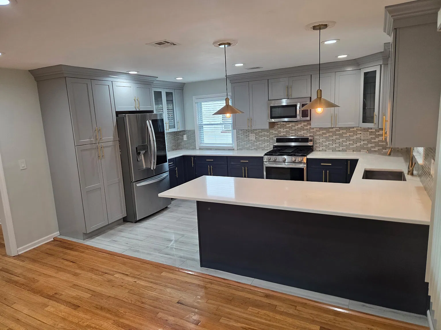 3 bed, $3,300 — Photo 3