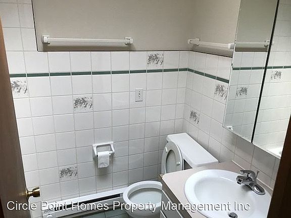 3rd image of 3455 23rd Ave W #5037281