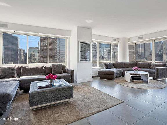 2nd image of 167 E 61st St APT 28BCD