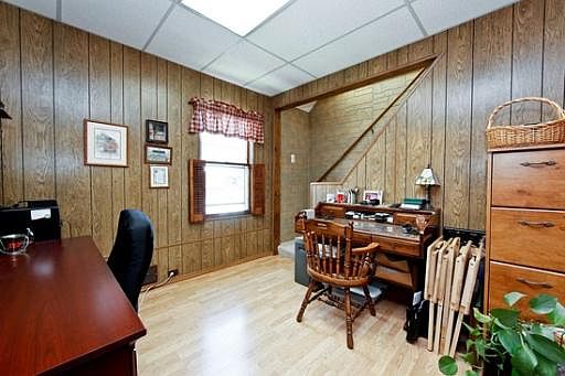 5th image of 4439 N McVicker Ave