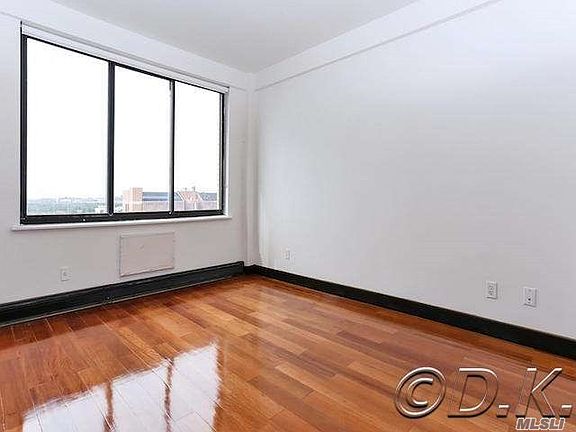 4th image of 120 Beach 26th St APT 403