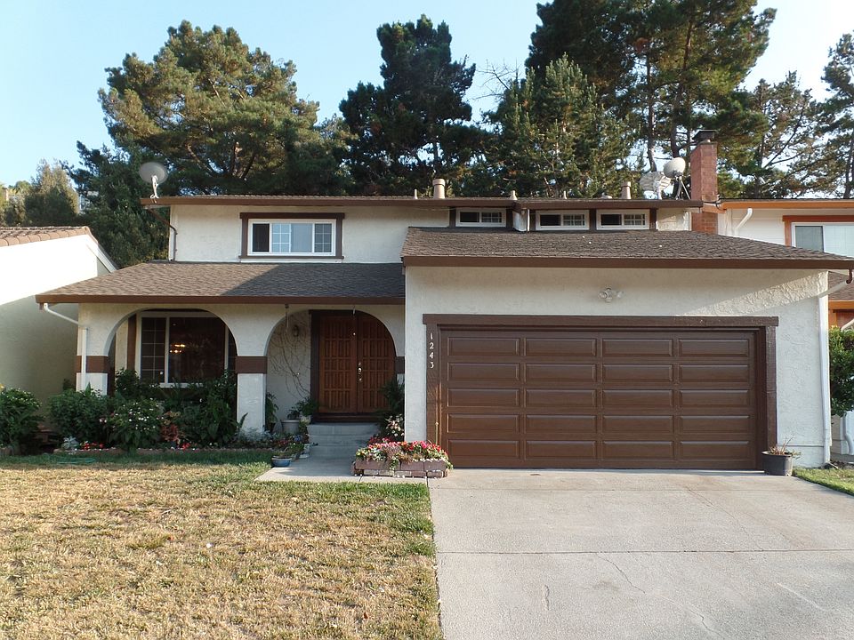1st image of 1243 Parkway