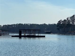 172 E Majestic Shores Rd, Hartwell, GA 30643