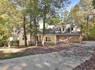 5056 River Lake Dr, Fairburn, GA 30213