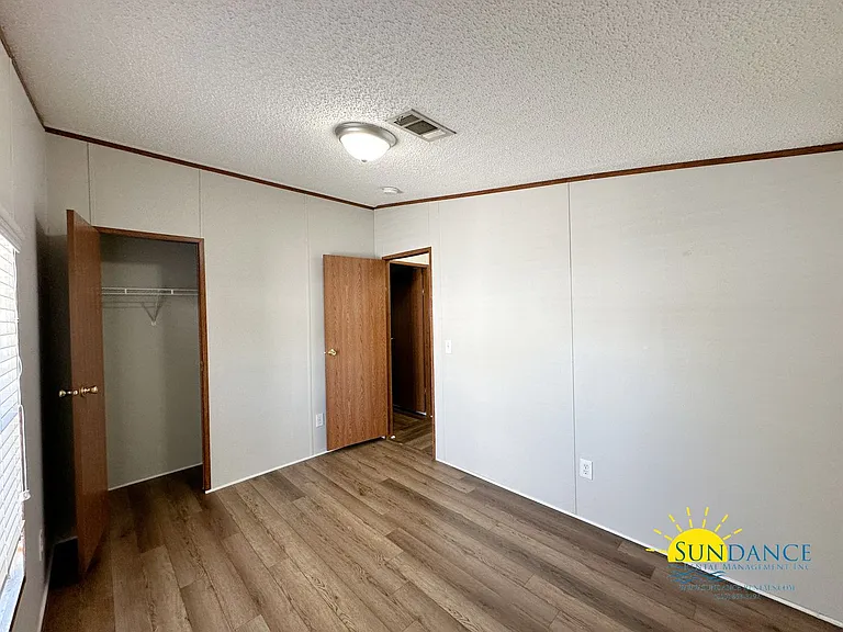 208 Casper Dr #4 — Photo 11