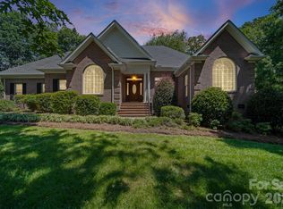 417 Crooked Oak Dr, Oakboro, NC 28129