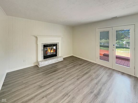 3rd image of 9444 Hadway Dr