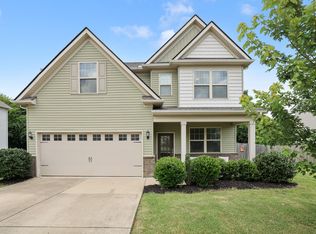 8015 Regiment Dr, Spring Hill, TN 37174