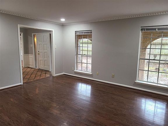 3rd image of 5510 Boyce Springs Dr