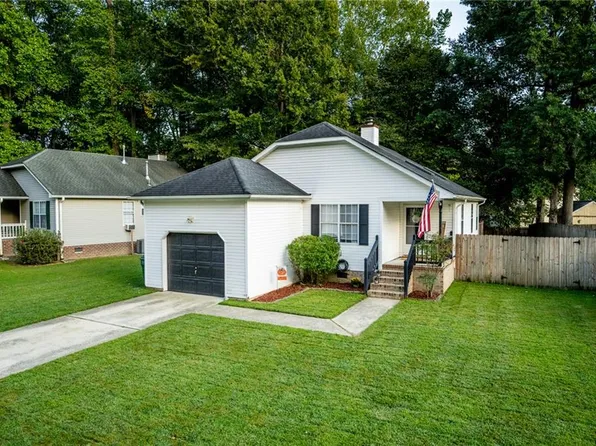 218 Widgeon Ct, Suffolk, VA 23434