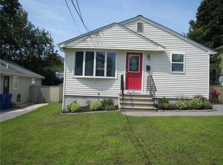 33 Boyden Blvd, Riverside, RI 02915