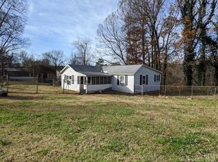 10338 Garrison Rd, Charlotte, NC 28278