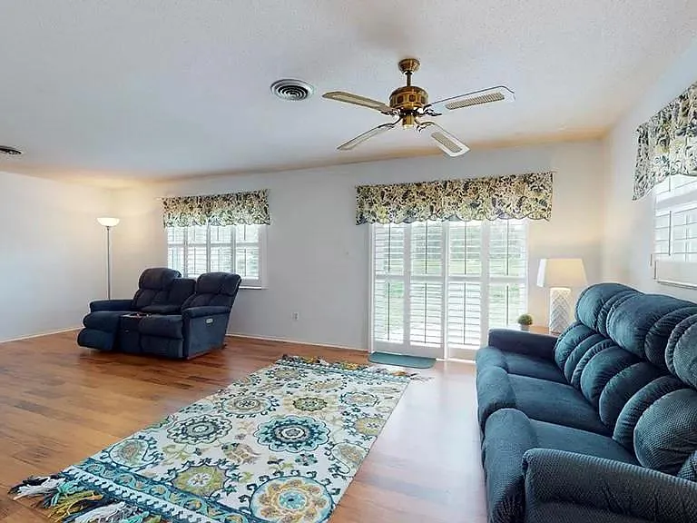 10916 Tangora St — Photo 7