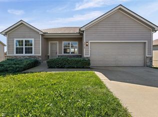 26169 W 141st Ter, Olathe, KS 66061