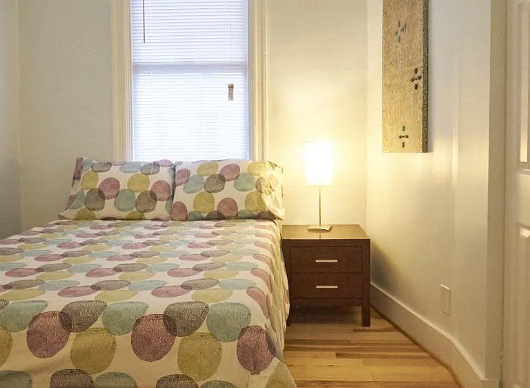 530 Hobart Pl NW — Photo 6
