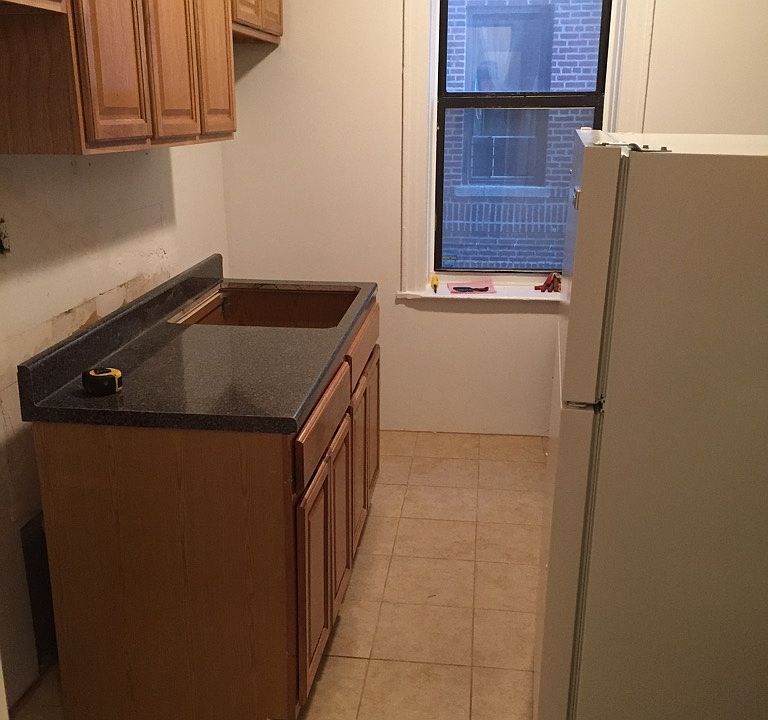 1st image of 1115 45th Ave #1G