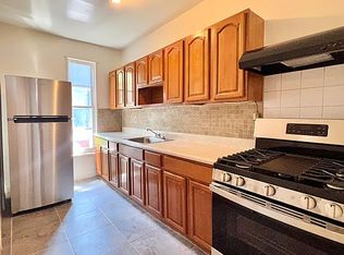 171 Stuyvesant Ave #2, Brooklyn, NY 11221