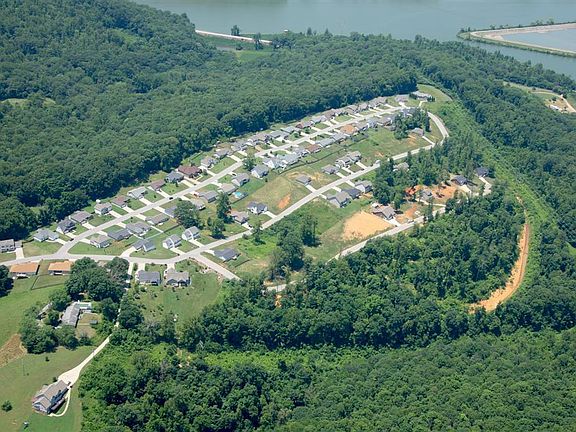4th image of Highview Ln
