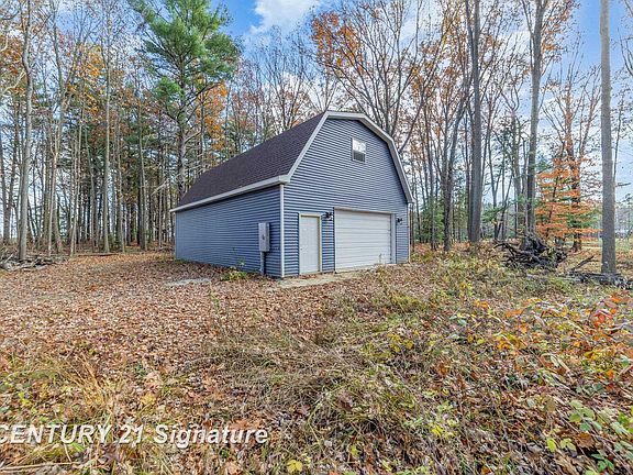 30th image of this home