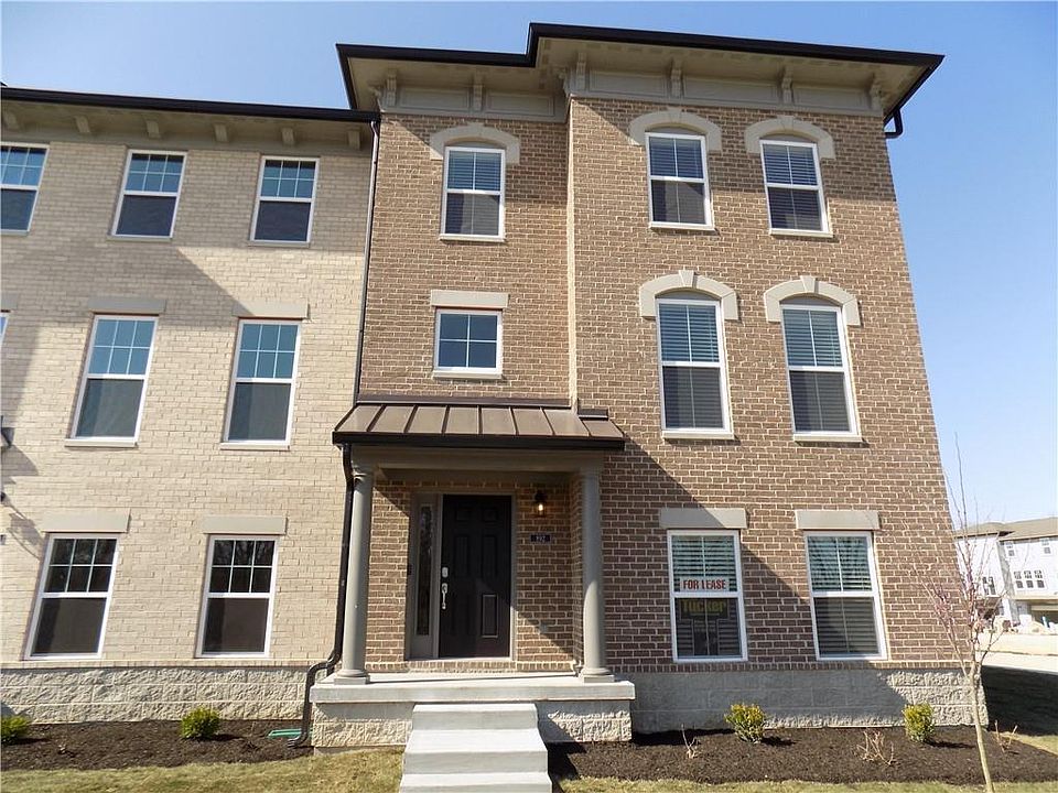 Gorgeous nearly new end unit. Private entrance. 3 floors of finished space.
