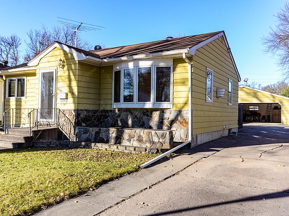 2nd image of 1605 9th Ave S