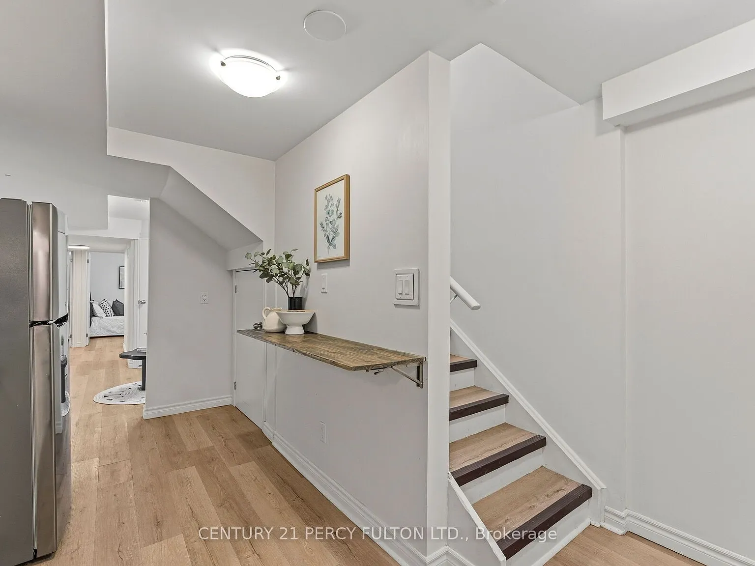 2 bed, $1,600 — Photo 2