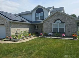 131 Union Ridge Dr, Englewood, OH 45322