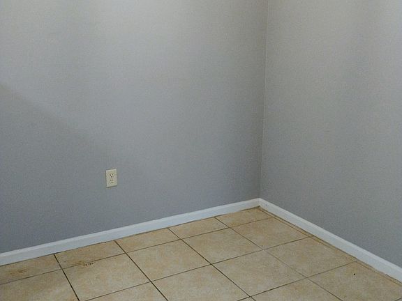4th image of 14140 Azalea Park Ave #C