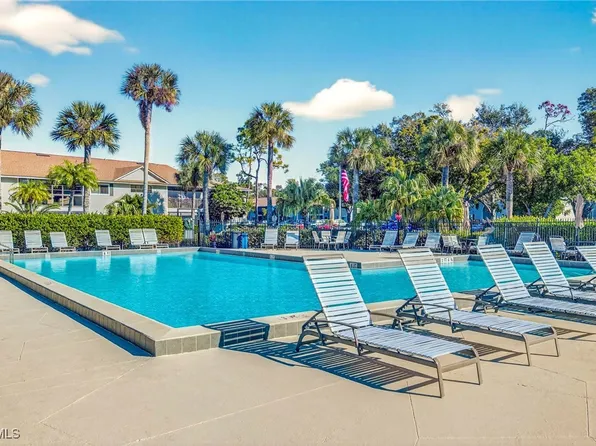 8081 S Woods Cir Unit 8, Fort Myers, FL 33919